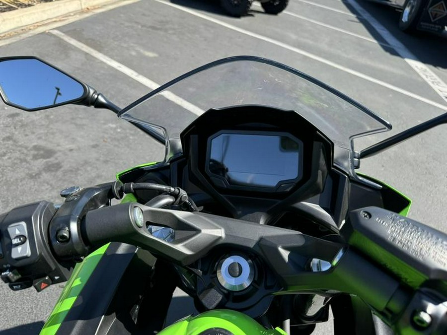 2025 Kawasaki Ninja® 650 KRT Edition ABS