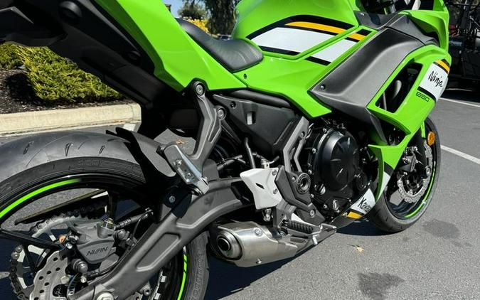 2025 Kawasaki Ninja® 650 KRT Edition ABS