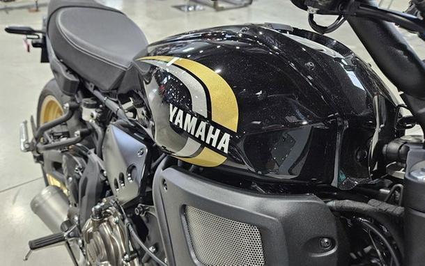2025 Yamaha XSR 700