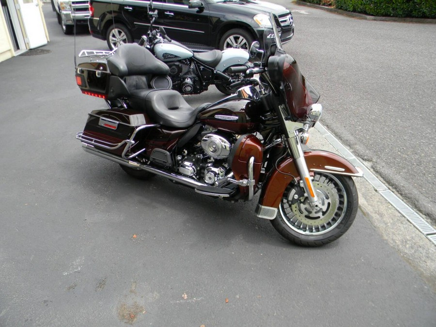 2011 Harley-Davidson Ultra Limited FLHTK