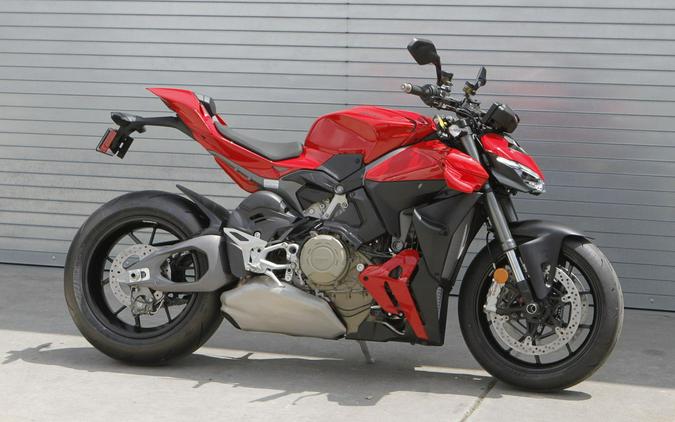 2026 Ducati Streetfighter V4