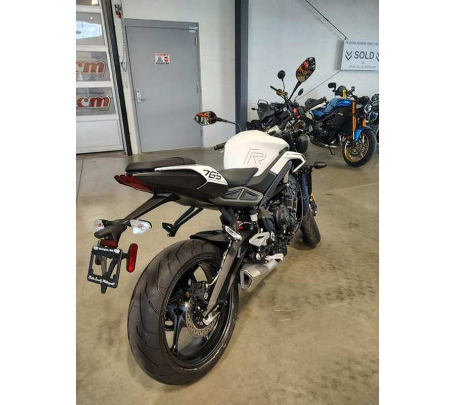 2024 Triumph STREET TRIPLE 765 R.