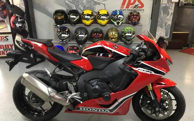 2017 Honda® CBR1000RR