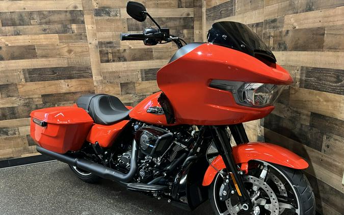 2026 Harley-Davidson® Road Glide® Blood Orange - Black Trim FLTRX