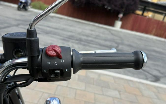2024 Royal Enfield Classic 350 Halcyon Black