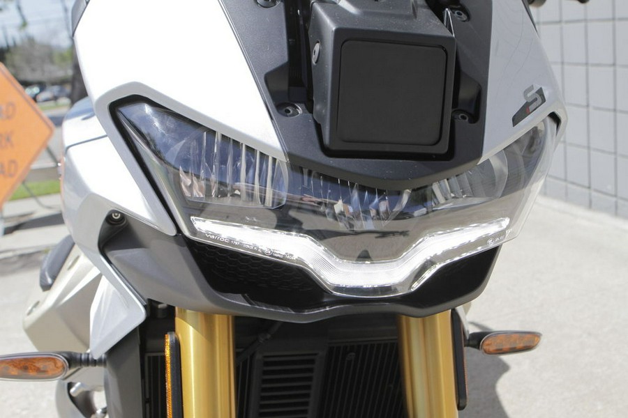 2027 Moto Guzzi V100 Mandello S