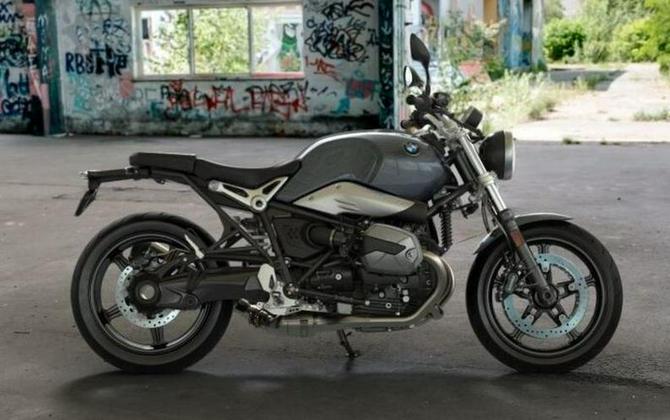 2023 BMW R nineT Pure Mineral Gray Metallic