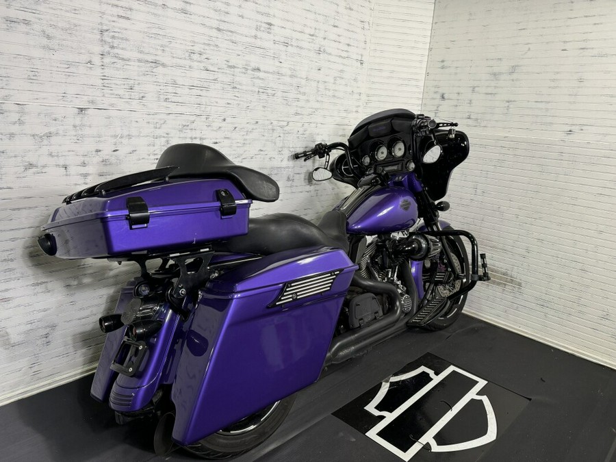 2008 Harley-Davidson Street Glide® w/ Custom Paint, Custom Wheels, Tour Pack, & D&D 2-1!