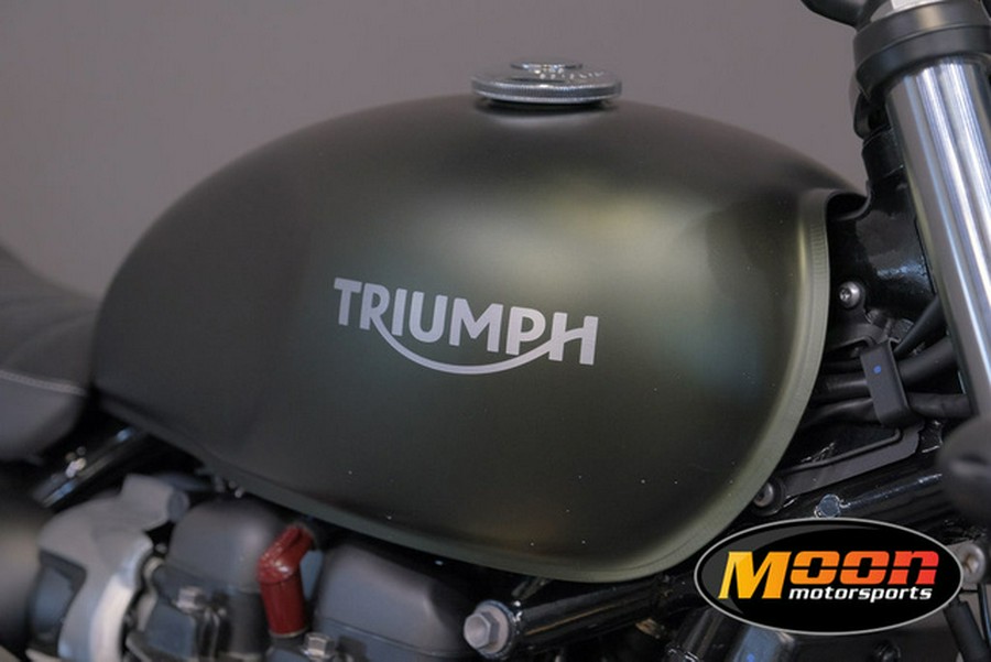 2024 Triumph SCRAMBLER 900 Matt Khaki Green