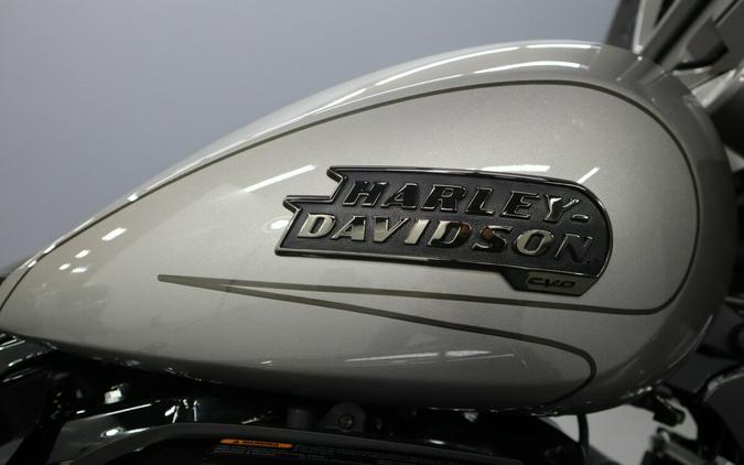 2023 Harley-Davidson CVO Street Glide