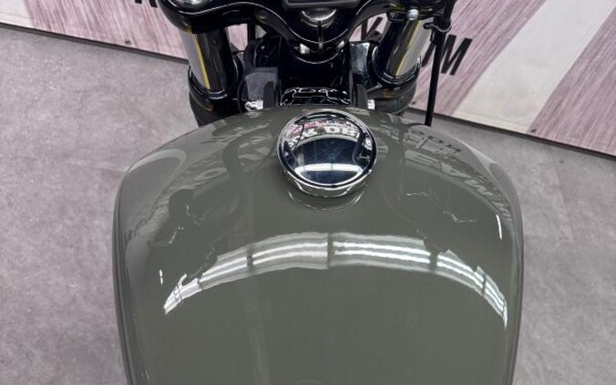 2021 FXBBS Street Bob® 114