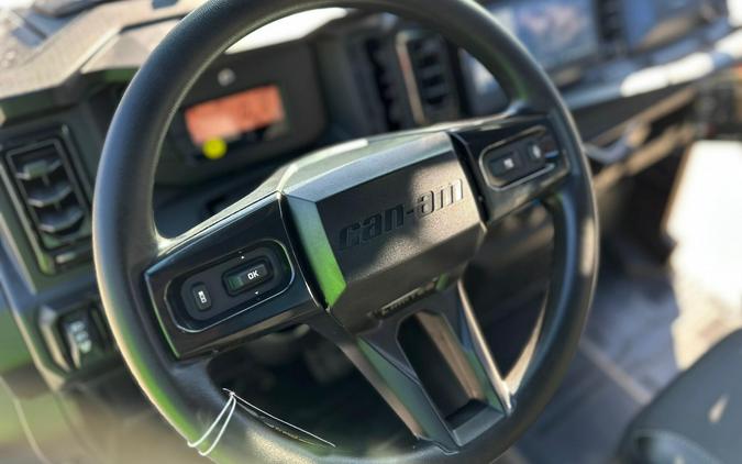 2026 Can-Am Defender Limited HD11