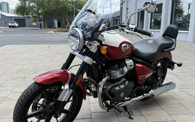 2024 Royal Enfield Super Meteor 650 Celestial Red