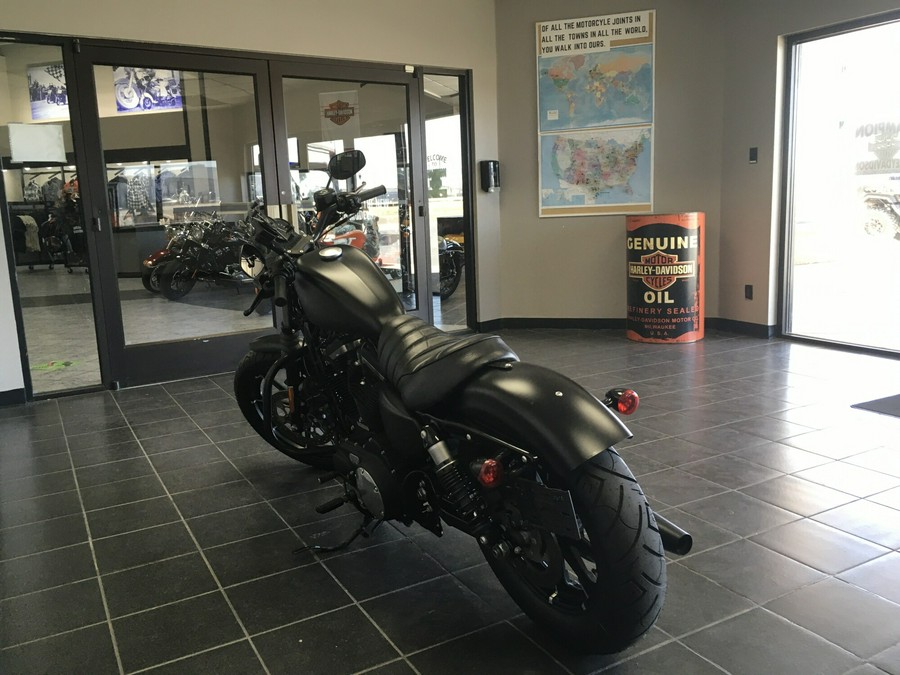 Iron 883™