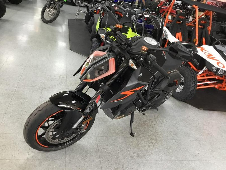 2018 KTM 1290 Super Duke R