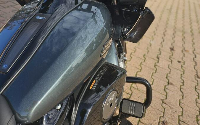 FLTRX 2025 Road Glide™