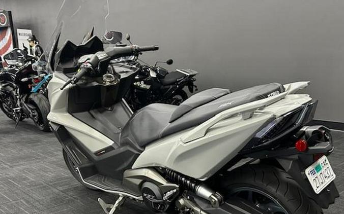 2025 KYMCO AK550i ABS
