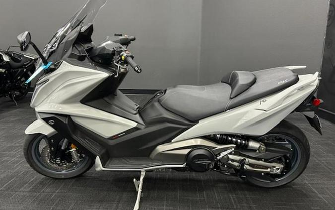 2025 KYMCO AK550i ABS