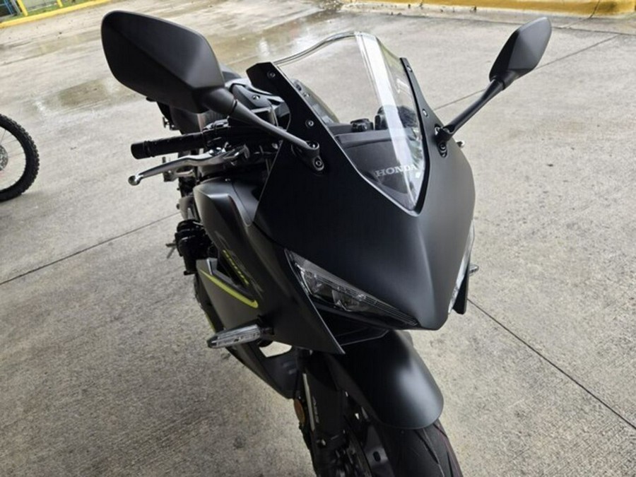 2026 Honda CBR650R E-Clutch