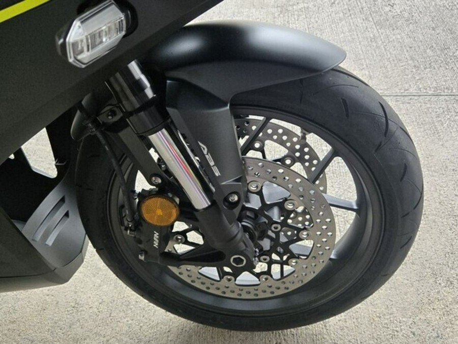 2026 Honda CBR650R E-Clutch