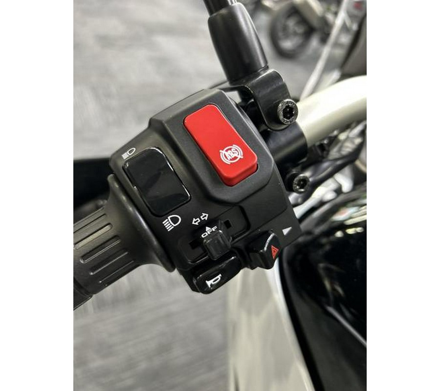 2026 Kawasaki KLE®500 SE ABS