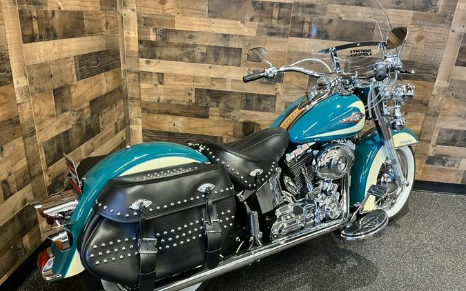 2009 Harley-Davidson® Heritage Softail® Classic Two-Tone Deep Turquoise/Antique White FLSTC