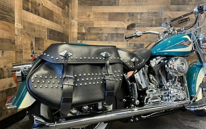 2009 Harley-Davidson® Heritage Softail® Classic Two-Tone Deep Turquoise/Antique White FLSTC
