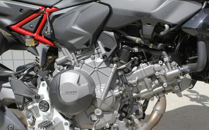 2026 Ducati Hypermotard V2