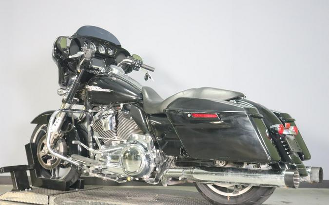 2017 Harley-Davidson Street Glide Special FLHXS