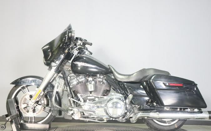 2017 Harley-Davidson Street Glide Special FLHXS