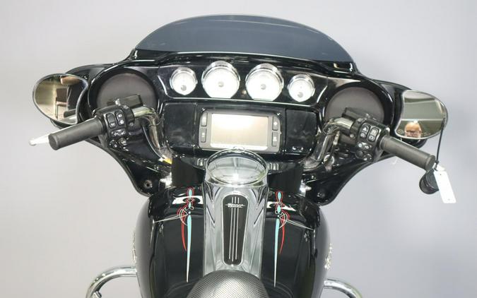 2017 Harley-Davidson Street Glide Special FLHXS