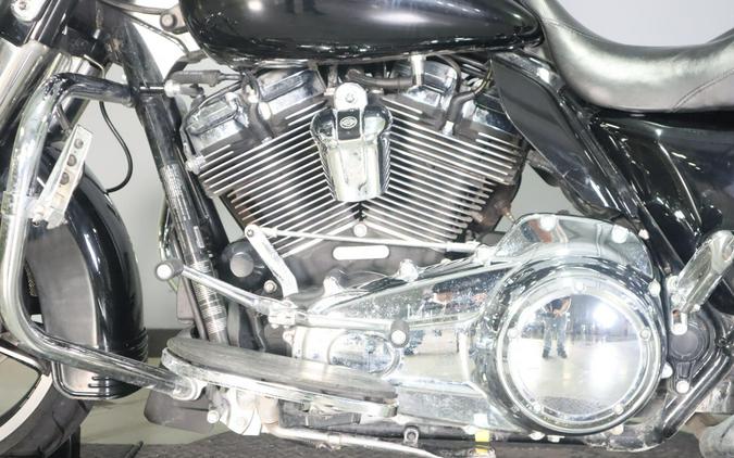 2017 Harley-Davidson Street Glide Special FLHXS