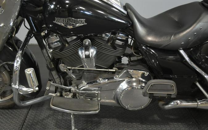 2018 Harley-Davidson Road King Vivid Black