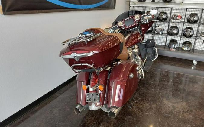 2020 Indian Motorcycle® Roadmaster® Burgundy Metallic