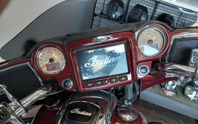 2020 Indian Motorcycle® Roadmaster® Burgundy Metallic