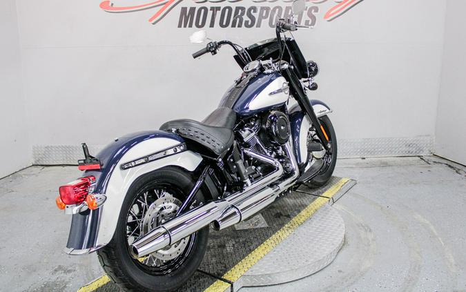 2019 Harley-Davidson Heritage Classic 107