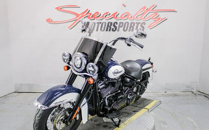 2019 Harley-Davidson Heritage Classic 107