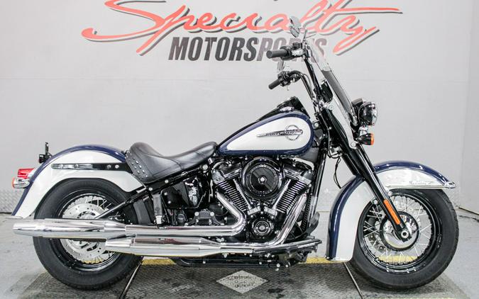 2019 Harley-Davidson Heritage Classic 107