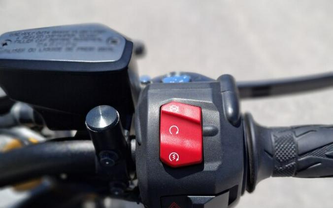 2023 Suzuki GSX-S1000