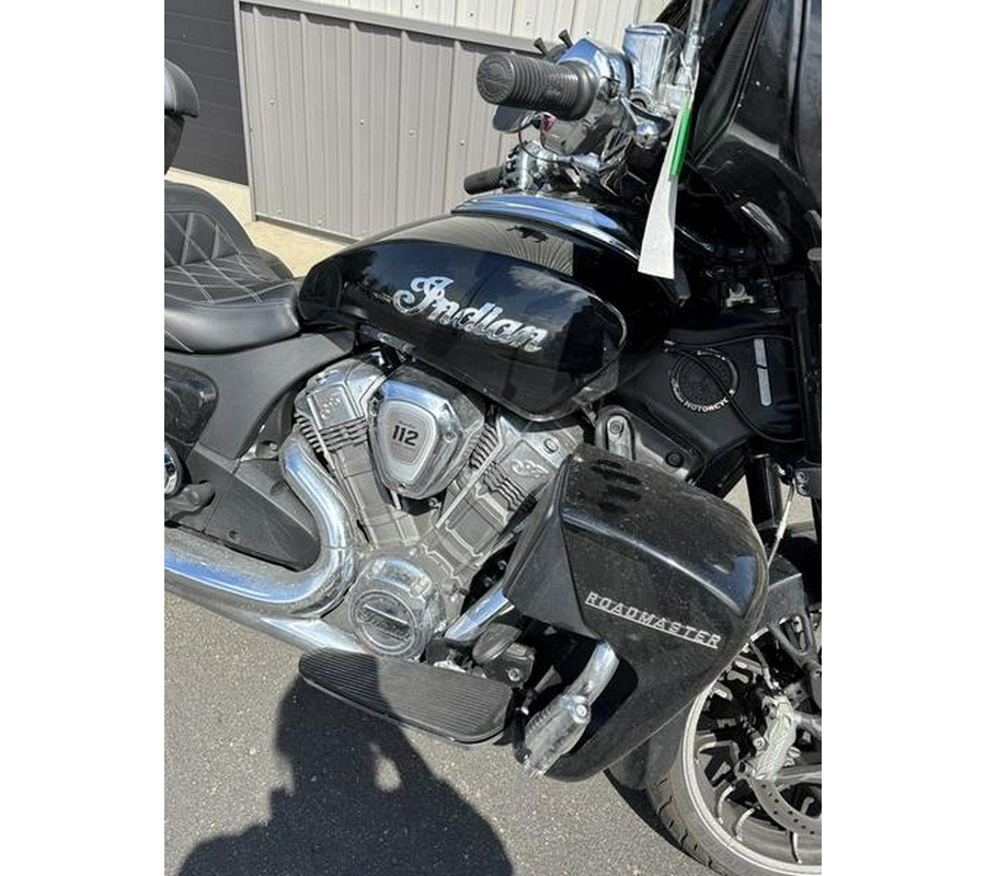 2025 Indian Motorcycle® Roadmaster® Limited Black Metallic