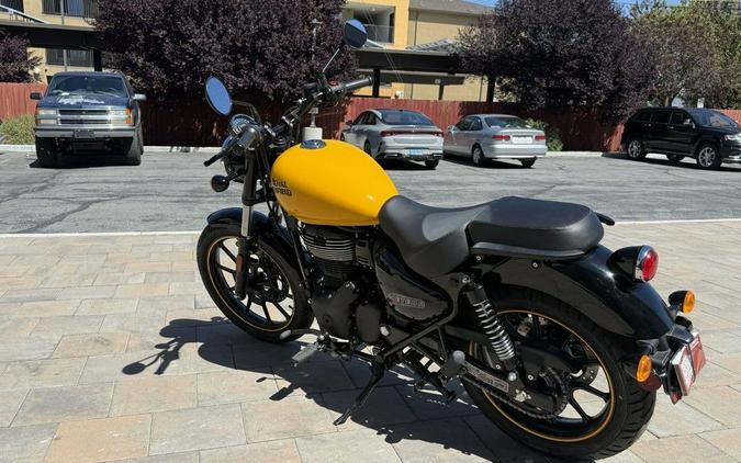 2024 Royal Enfield Meteor 350 Fireball Yellow