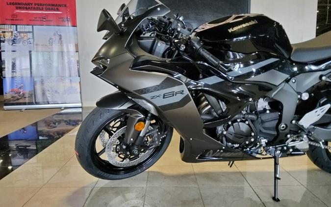 2026 Kawasaki Ninja ZX-6R Base