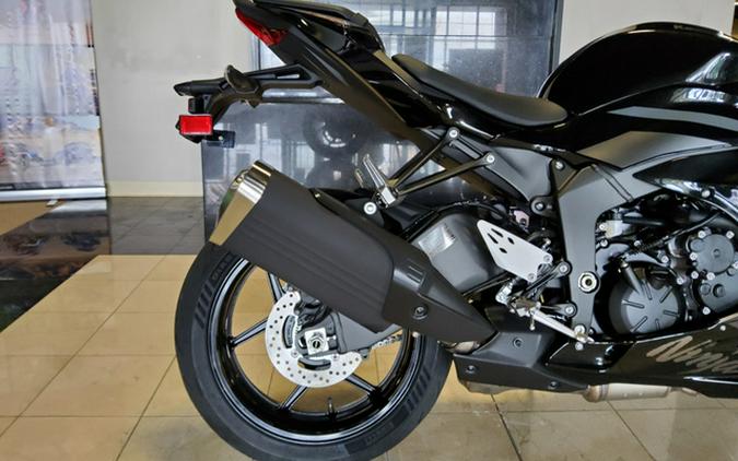 2026 Kawasaki Ninja ZX-6R Base