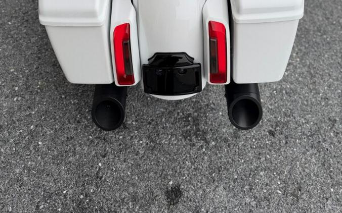 2025 Harley-Davidson® Road Glide® FLTRX White Onyx Pearl - Black Finish