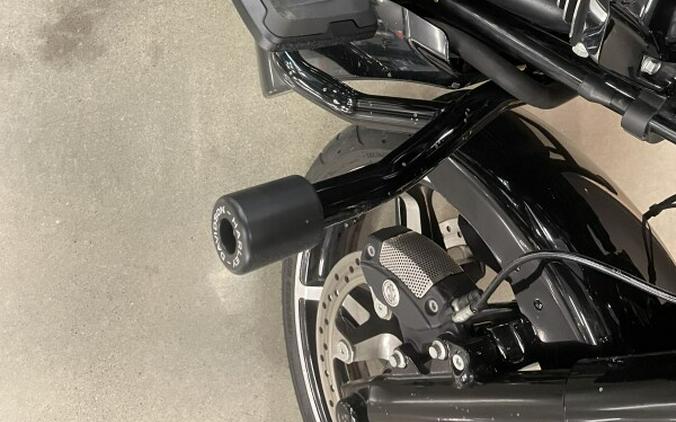 2024 Harley-Davidson® Road Glide® Vivid Black