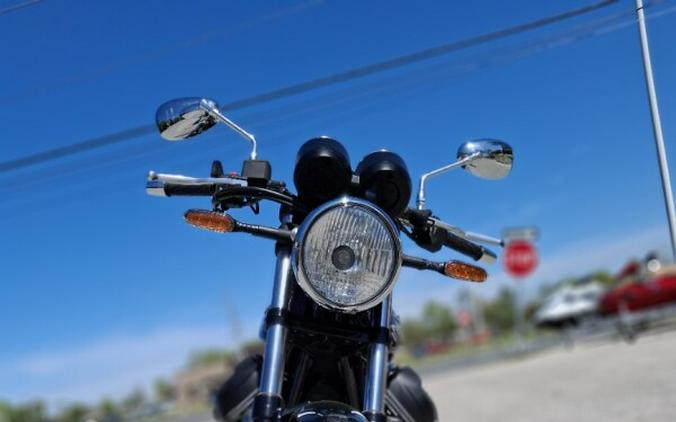 2023 Moto Guzzi V7 Special