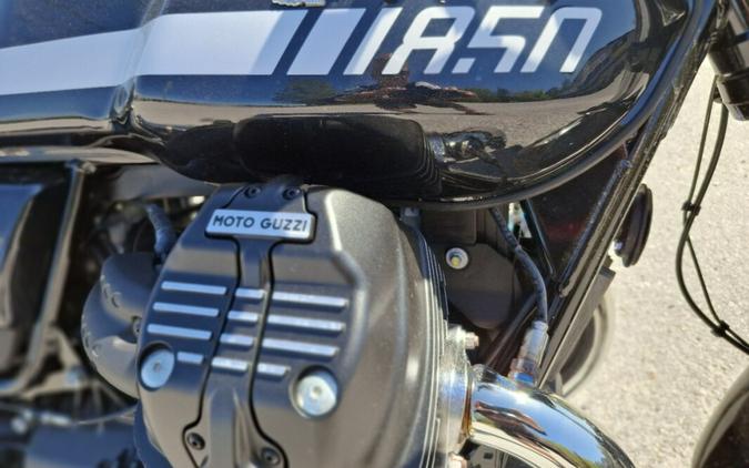 2023 Moto Guzzi V7 Special