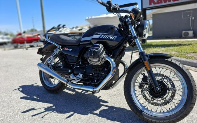 2023 Moto Guzzi V7 Special