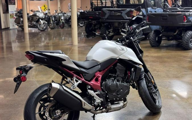 2025 Honda® CB750 Hornet