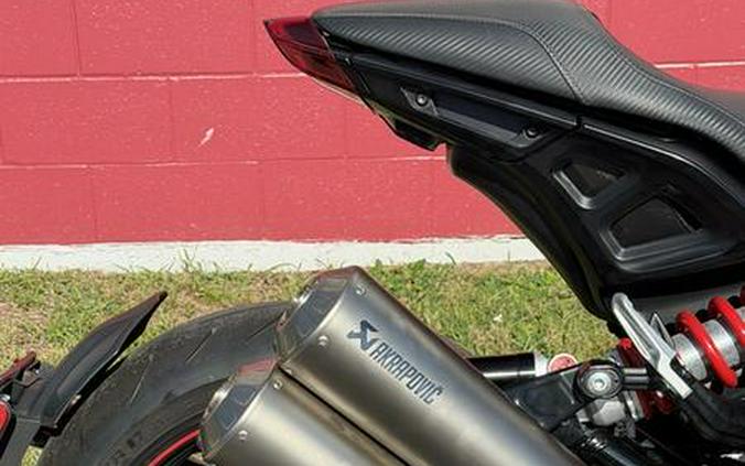 2022 Indian Motorcycle® FTR 1200 S, MAROON METALLIC